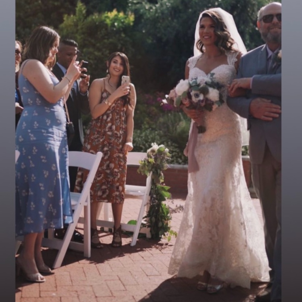 Wedding Dress - Picture 3 of 3